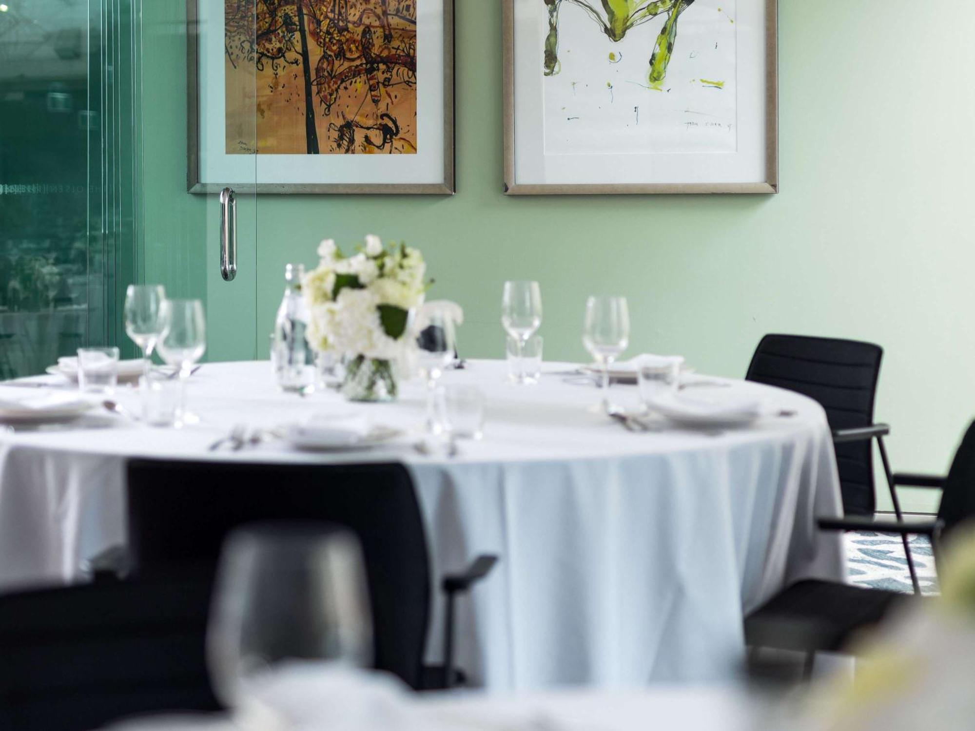 The Olsen Melbourne Art Series Kültér fotó The dining room at the 2012 Olympic Village