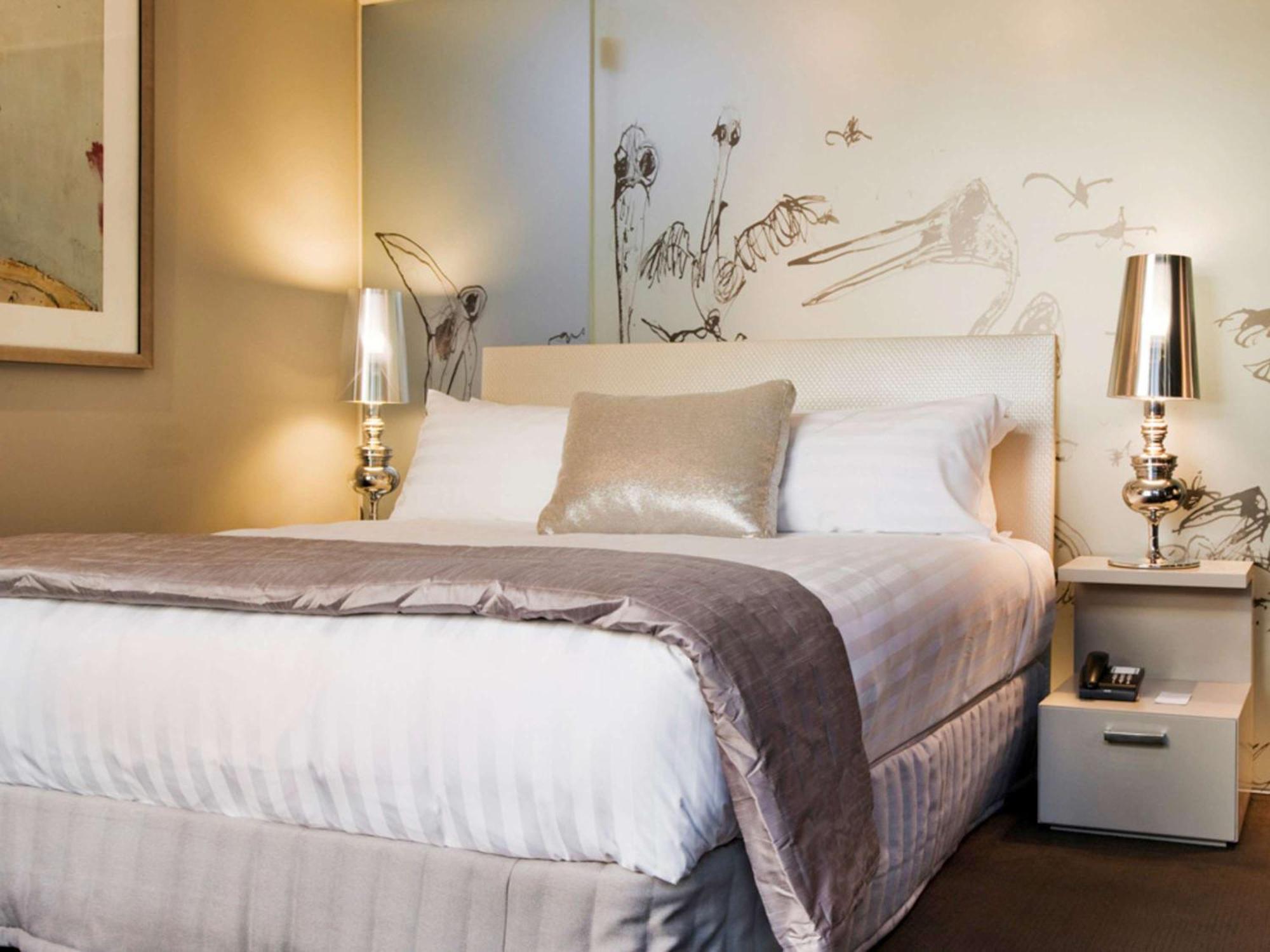 The Olsen Melbourne Art Series Kültér fotó A bedroom at the hotel